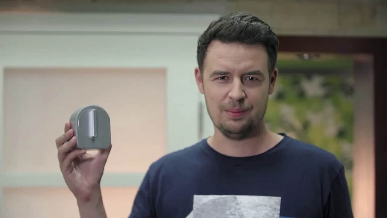 Jak zablokować drzwi bez klucza - proste metody na bezpieczeństwo