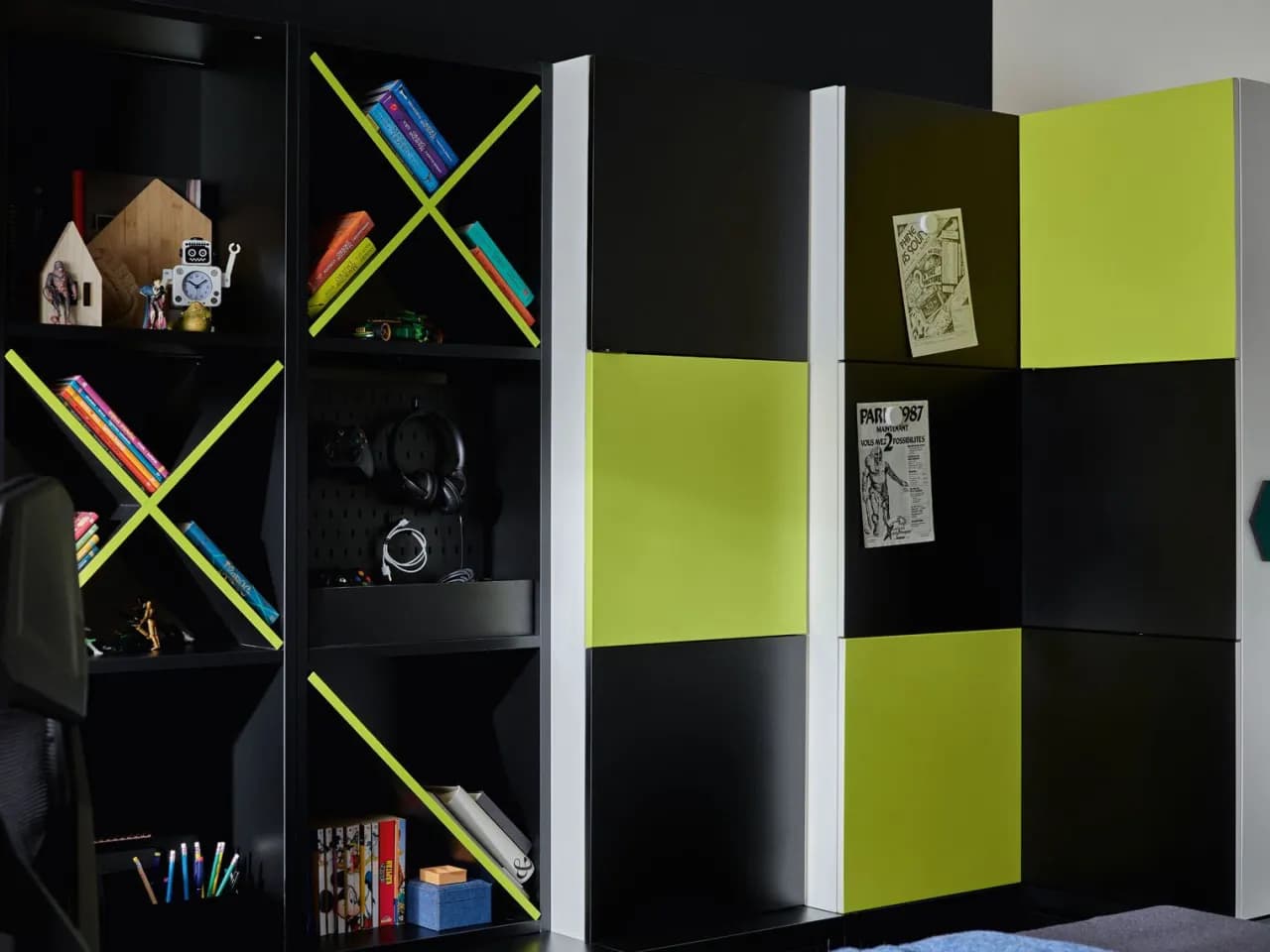 Jak ustawić meble w małym pokoju młodzieżowym, aby zyskać przestrzeń?