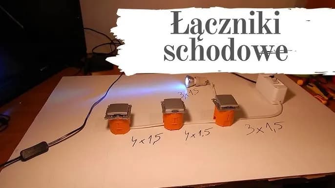 Jak podłączyć światło na schodach - proste kroki i najczęstsze błędy