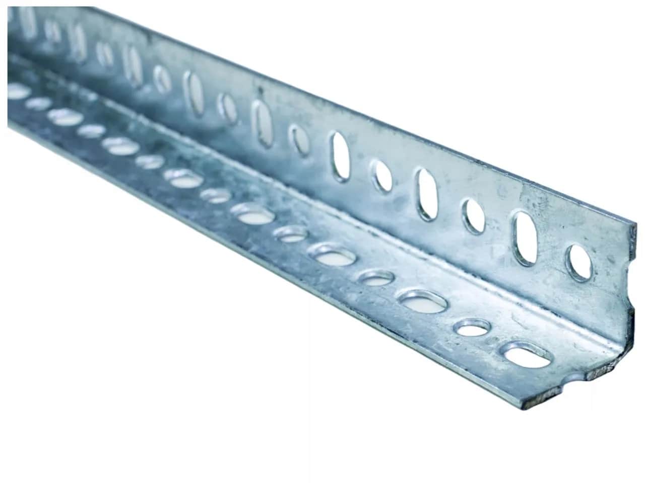 Jaki kątownik na regał wybrać, aby uniknąć nietrafionych zakupów?